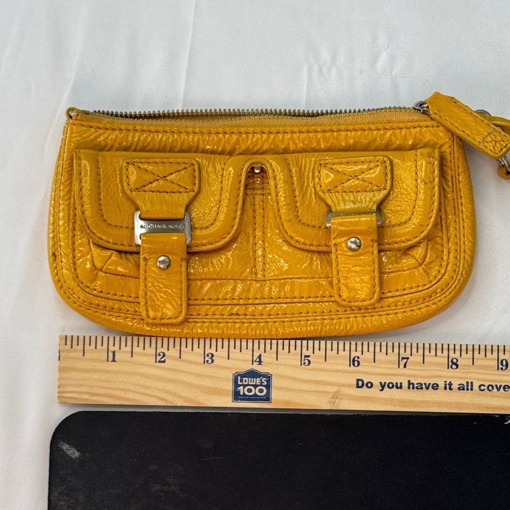 Michael Kors mustard Yellow Leather Wristlet Clutch zippers and pockets y2K - Picture 8 of 9